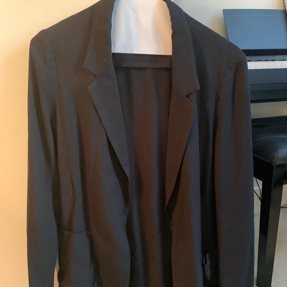 Aritzia Talula Blazer XS Size 2